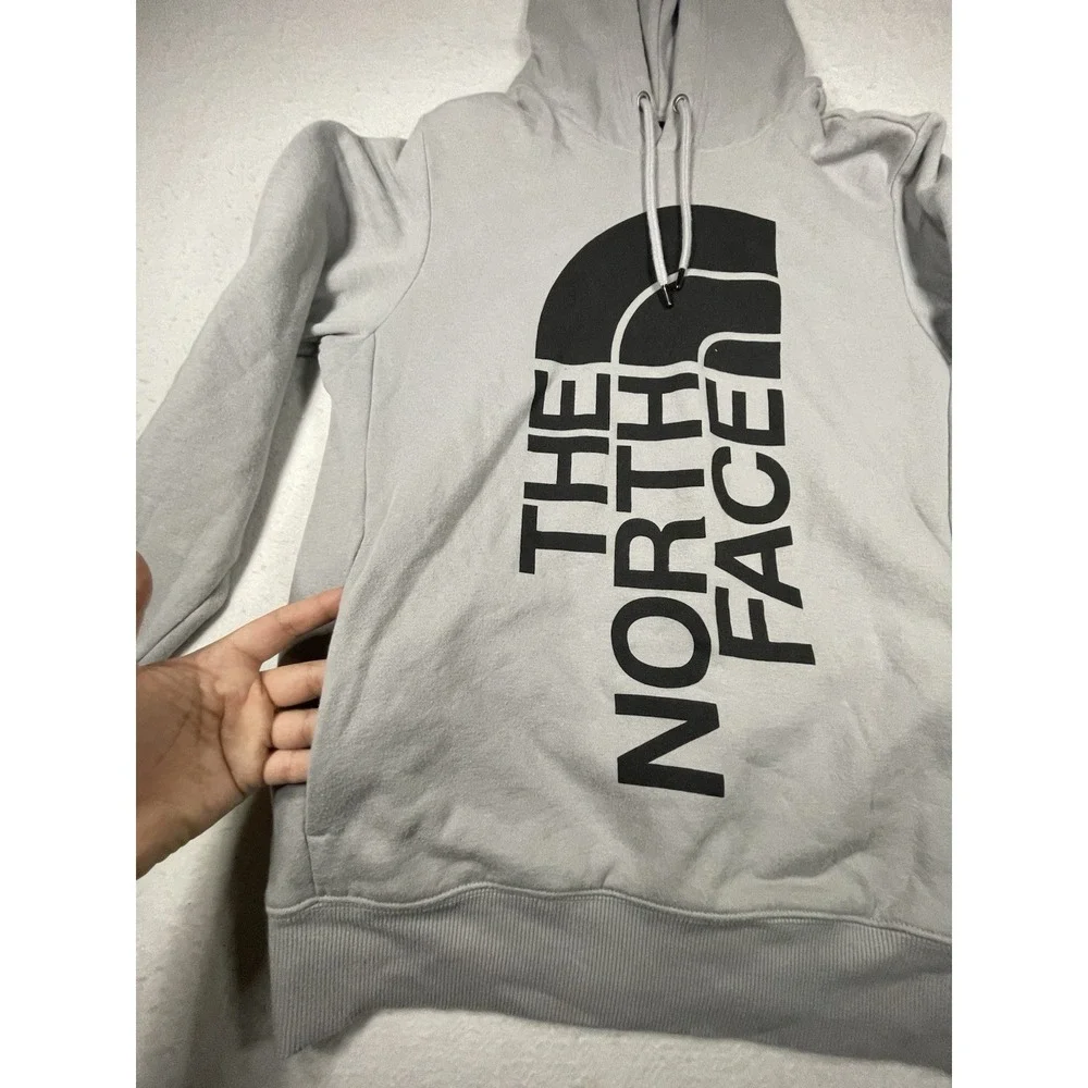 The North Face Hoodie Mens‎ Small Gray Pullover Logo Sweatshirt